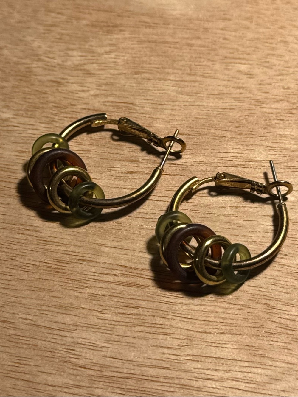 VINTAGE Gold-Tone Hoop Earrings with Olive and Brown Accent Rings